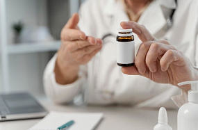 Новый борец с лженаукой из РАН  объяснил поддержку гомеопатии